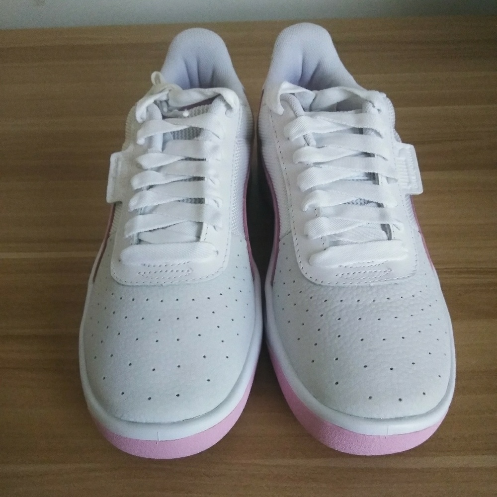 Women Pumas
